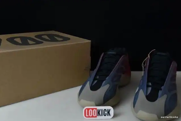 Yeezy GW1814 V3 Fade 700 Carbon Adidas 0602